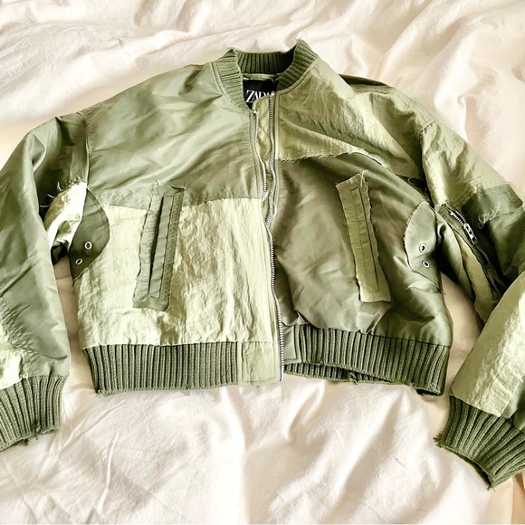 ZARA Water Repellant Patchwork Bomber Jacket Green Oversized Size Medium Padded - Picture 4 of 13